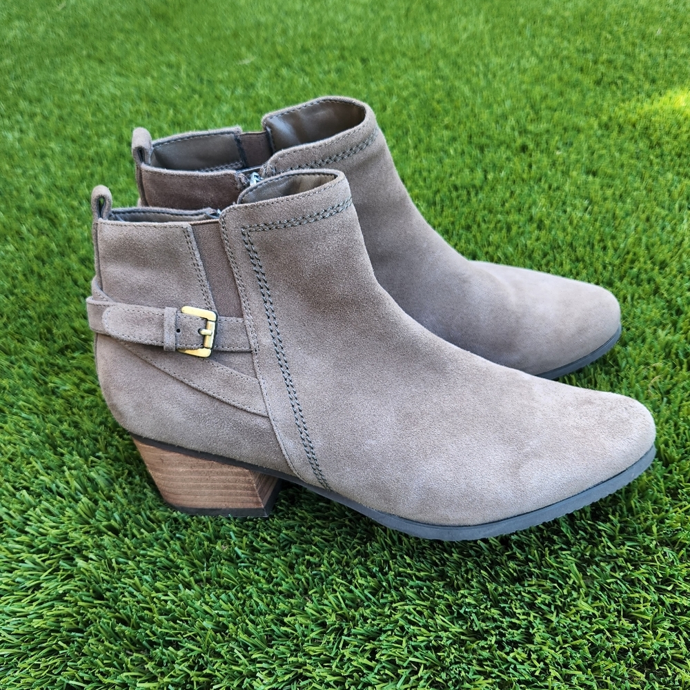 Blondo womens size 10 light brown booties